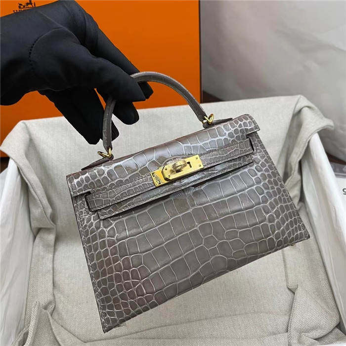 HERMES 에르메스 미니 켈리백 19CM 오리지날 악어가죽사용 (100%수작업) H607781